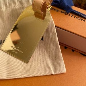 🌟 Louis Vuitton Gold Metal Luggage Tag 🌟